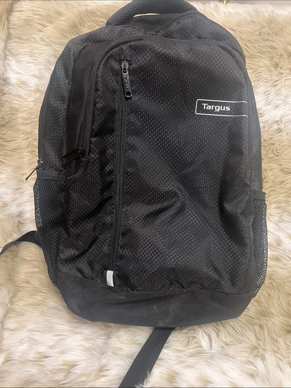Targus Black Mesh-Detail Men's Backpack